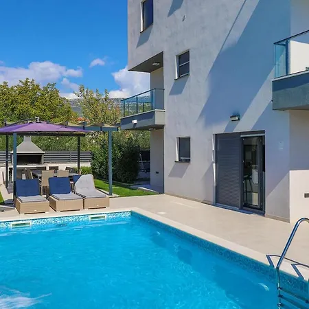 بيت للعطل Luxury Dream House Kaštela