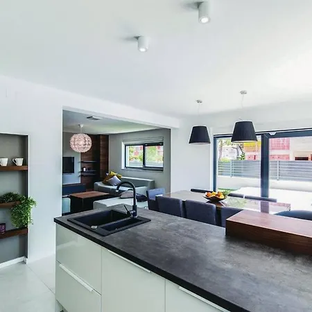 Luxury Dream House بيت للعطل