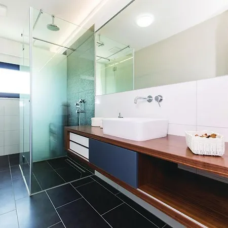 Вілла Luxury Dream House Каштела