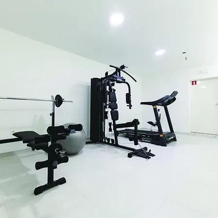 Luxury Dream House Вілла Каштела